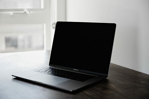 Biaya Service Laptop Mati Total