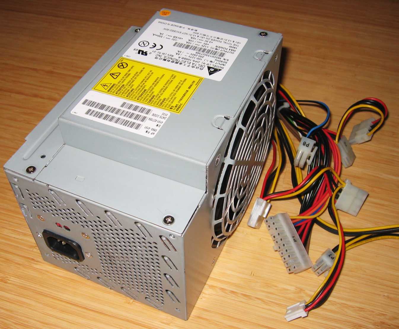 kenapa power supply berbunyi