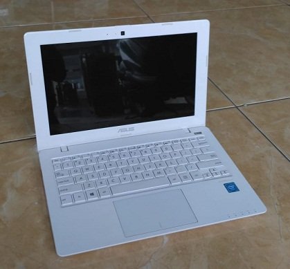 Asus X200MA